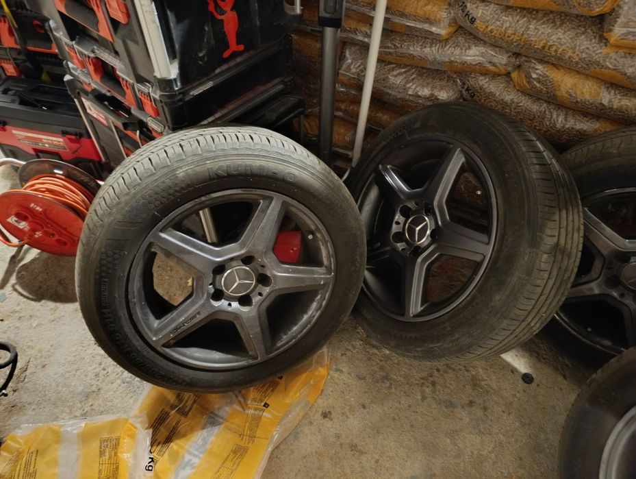 Гуми с джанти Мерцедес AMG 205 50 16