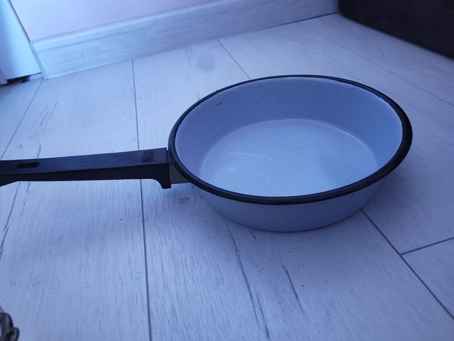 Нов неизползван тиган