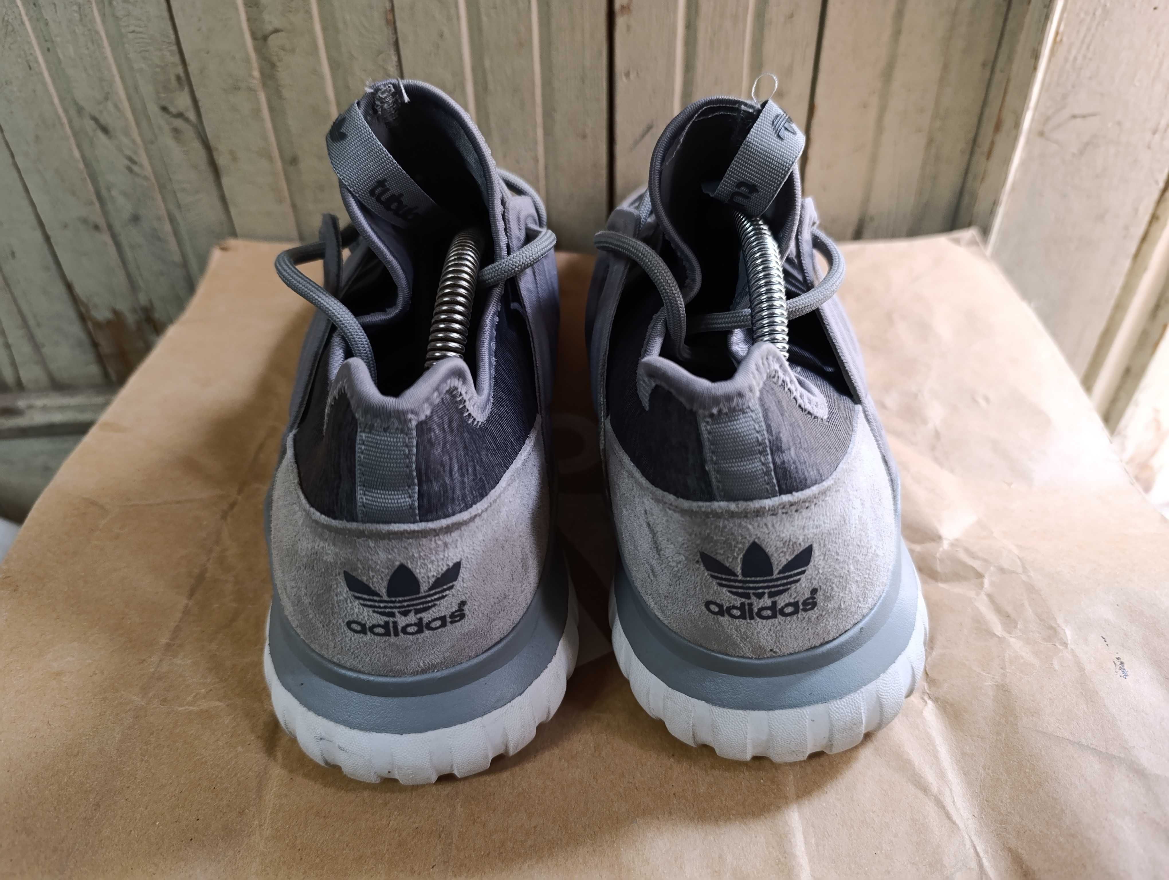 ''Adidas Radial Tubular''оригинални маратонки 45 номер