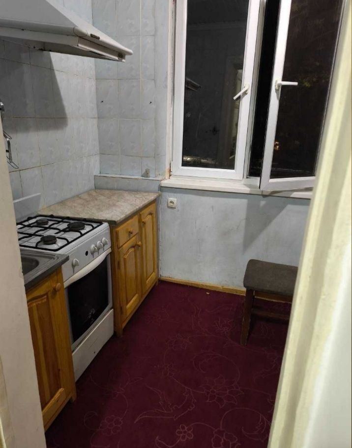Юнусобод, Буюк Ипак Йўли (Максим Горкий) метро яқинида 2 хонали кварти
