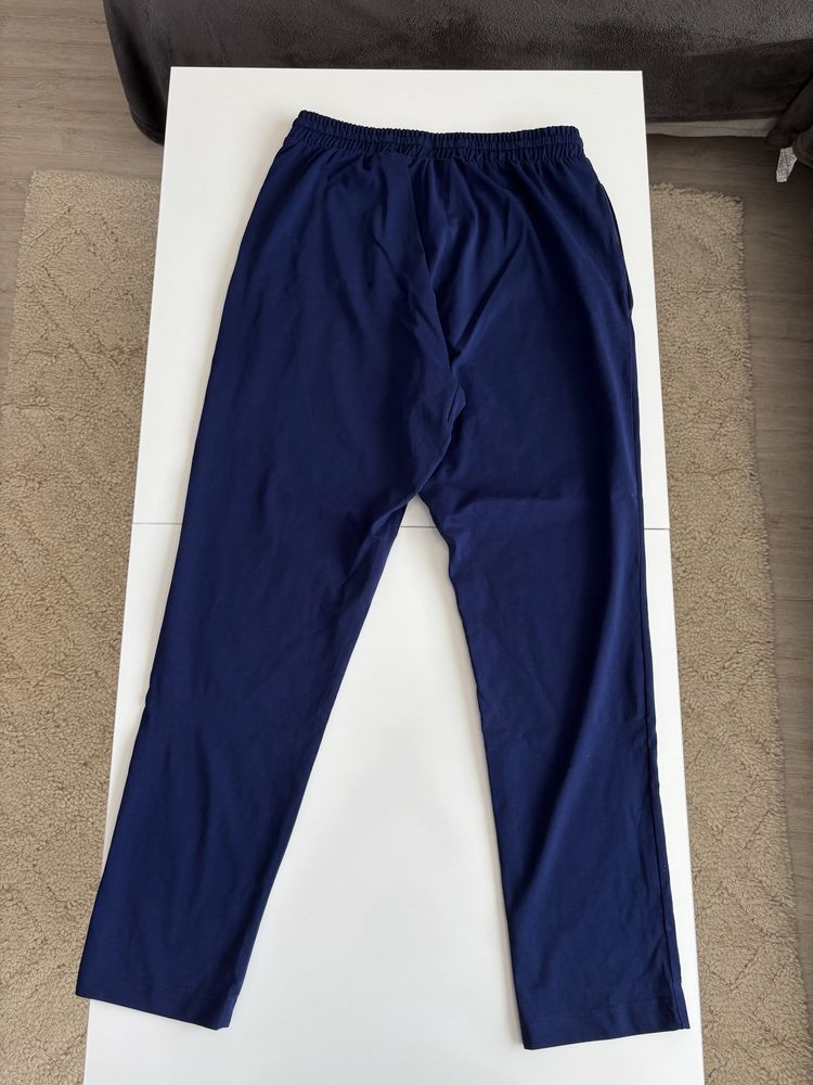 Тъмно син анцунг Adidas