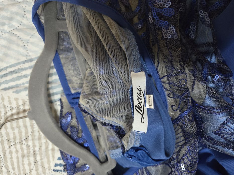 Уникална официална рокля