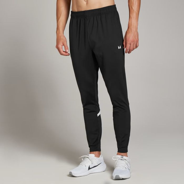 Pantaloni sport