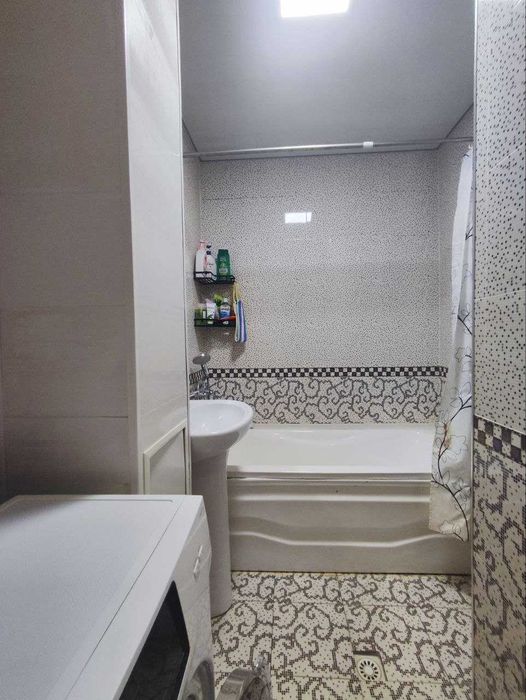 3х комнатная квартира на 4 этаже 67кв/м, в Самарканде