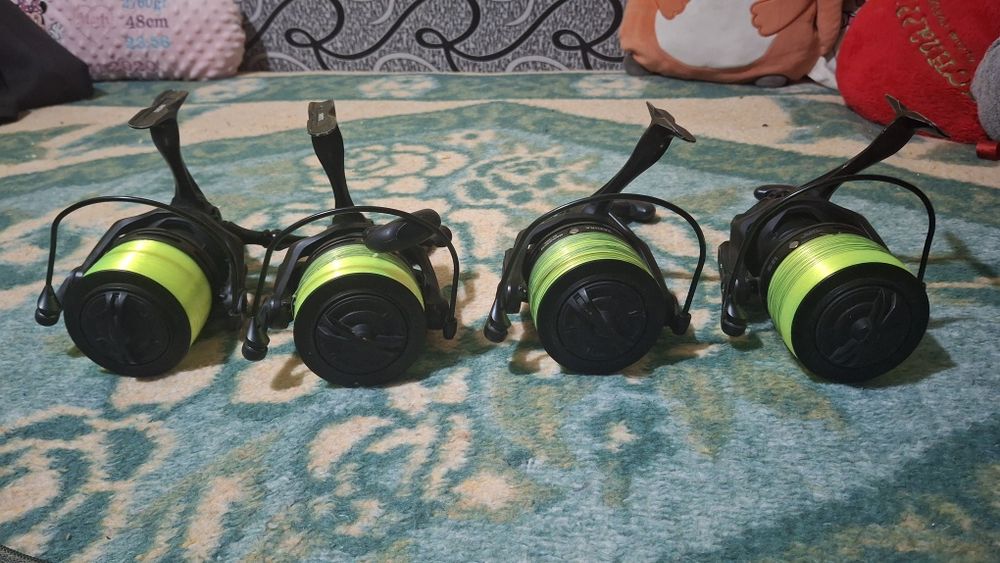 Vând mulinete tazura 14000