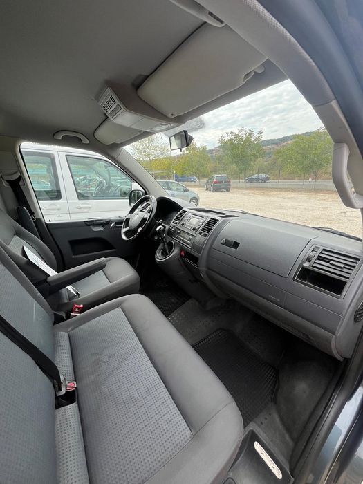 Продава се бус Vw Caravelle