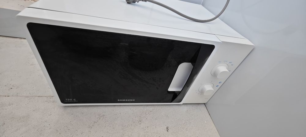 Микроволновка Samsung