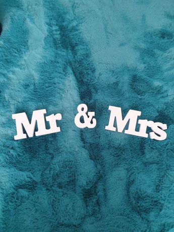 Litere Mr & Mrs pt decor nunta