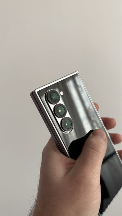 Samsung Z Fold 6 512 GB impecabil nou