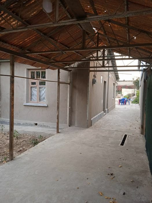 Qibrayda srochna hovli sotiladi