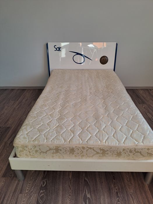 Кровать односпалка