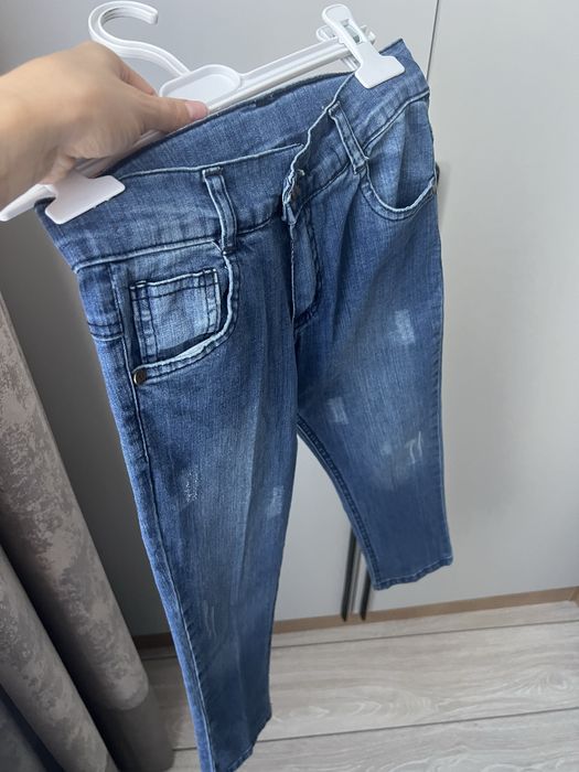 Джинсы новые на мальчика