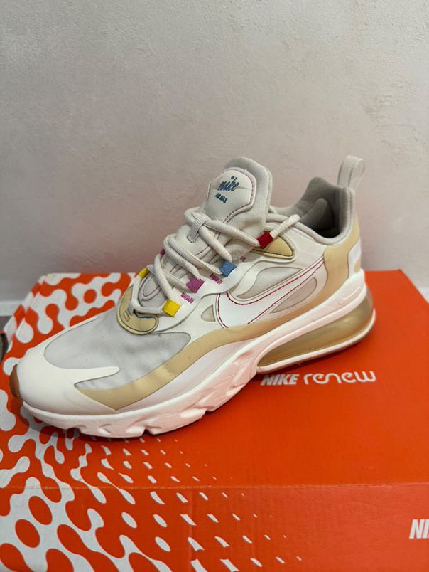 Дамски боти Bianki и два чифта маратонки Nike