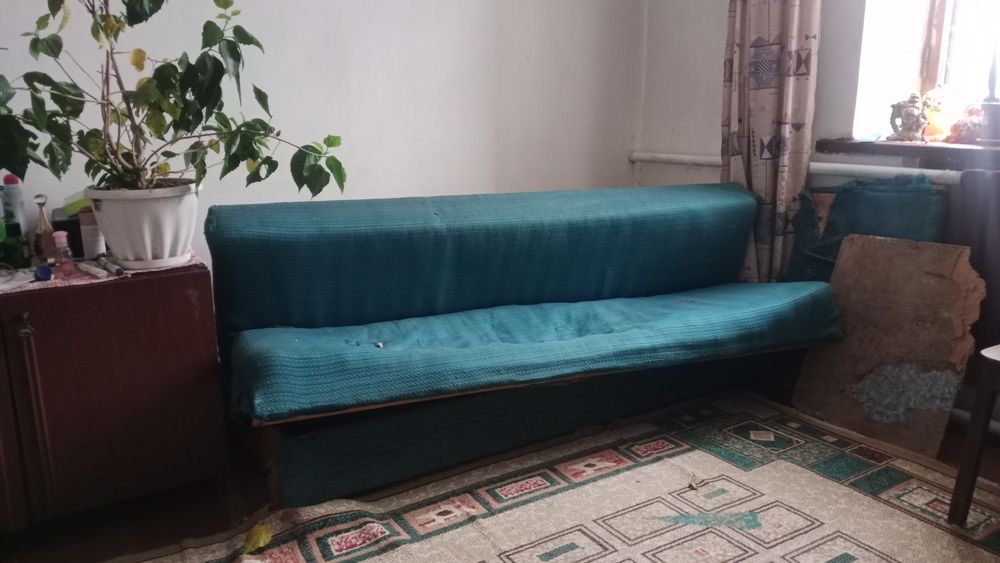Отдаю диван 5000