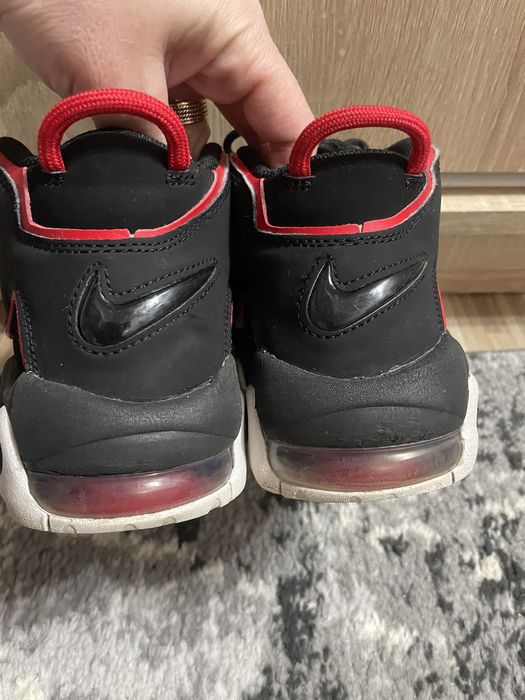 Nike Uptempo marimea 37,5