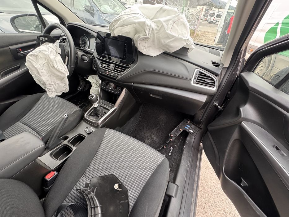 Suzuki SX4 S-Cross 1.4 hybrid 4x4 2023 avariat