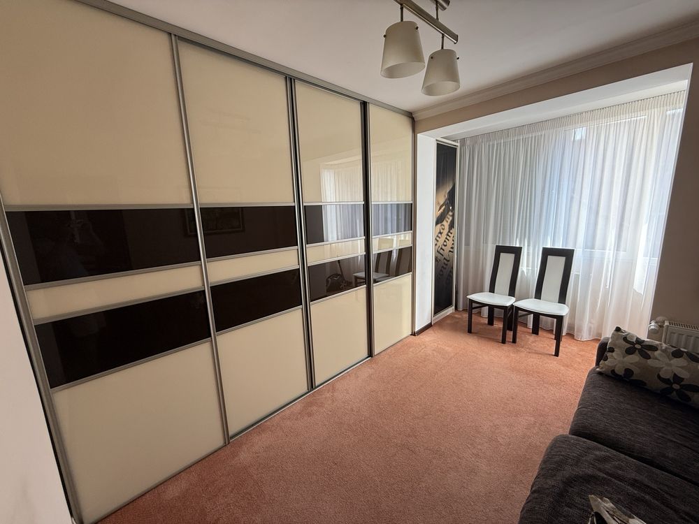 Apartament 4 camere ultra central, 92mp + garaj