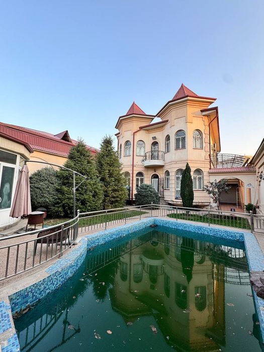 Дом Никитина метро Буюк Ипак Йули