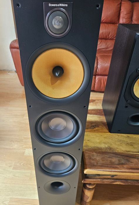 Boxe Bowers & Wilkins 683 S2 ,3Cai,Difz Kevlar,55Kg