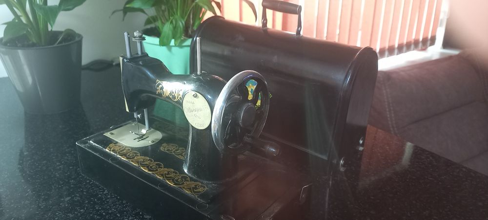 Мини-швейная машинка г.Владимир