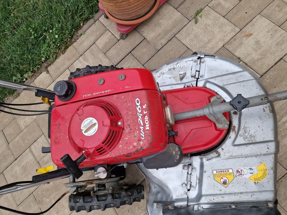 Vand masina de tuns iarba inalta Honda