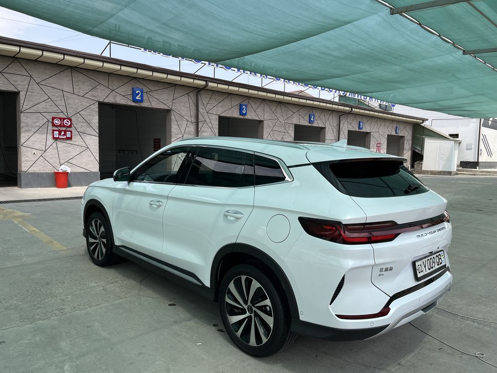 Byd champion elektromobil 605 talik