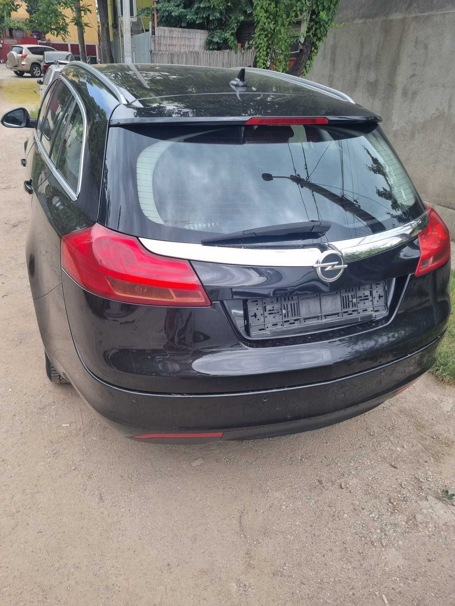 dezmembrez opel insignia 2012 2.0 cdti a20 dth volan stanga