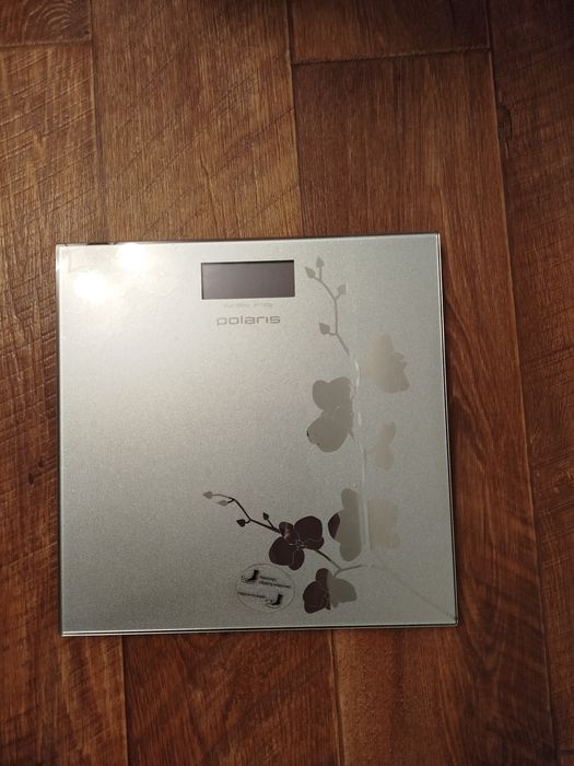 Напольные весы Polaris