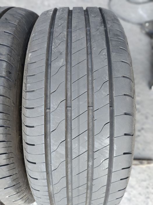 Летни гуми -17цола -215/55-1бр.-140лв."GOOD YEAR"-като нови