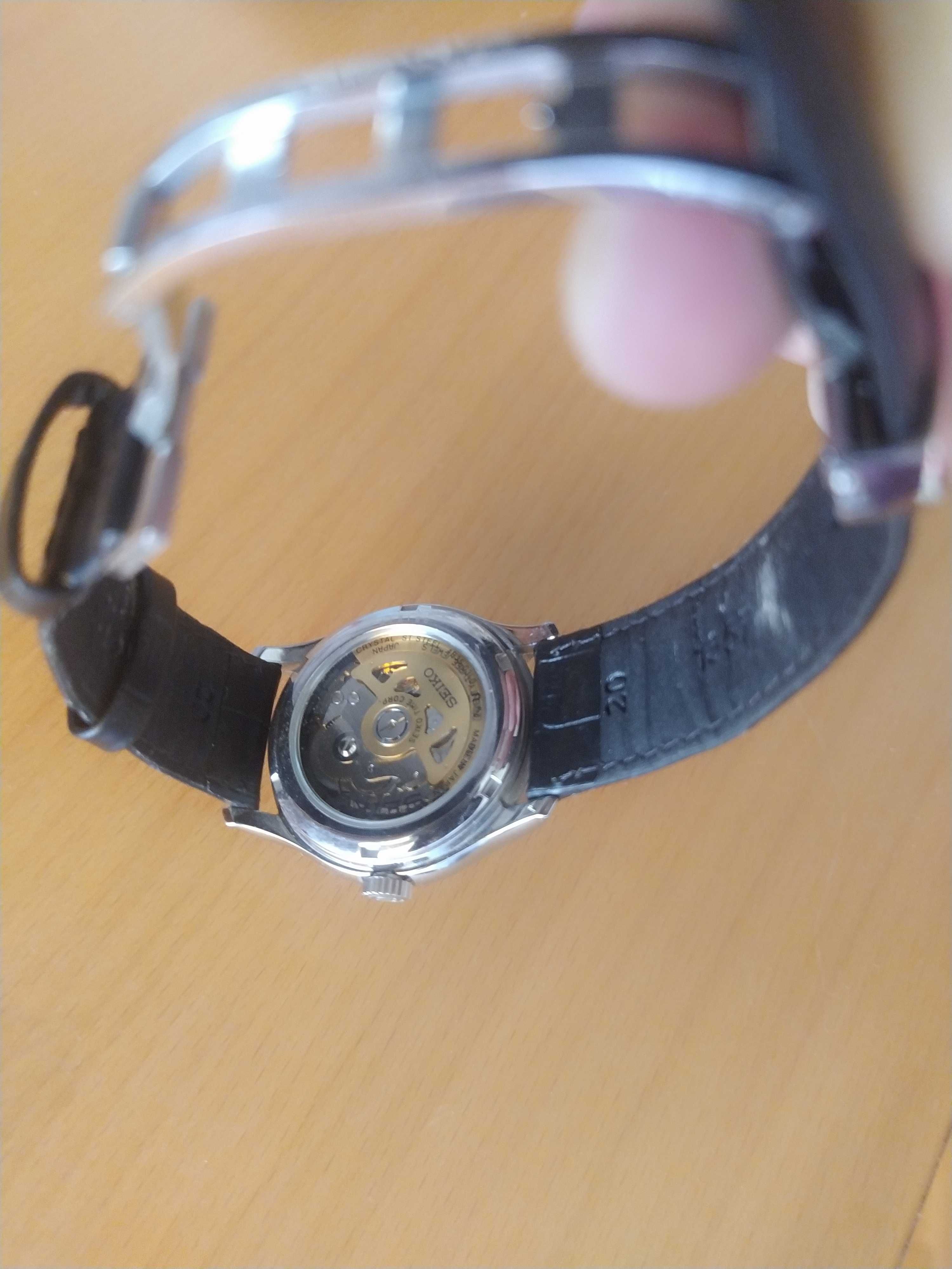 Часовник SEIKO модел Presage
