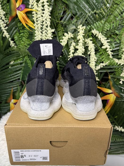 Nike Air Max Scorpion Black White