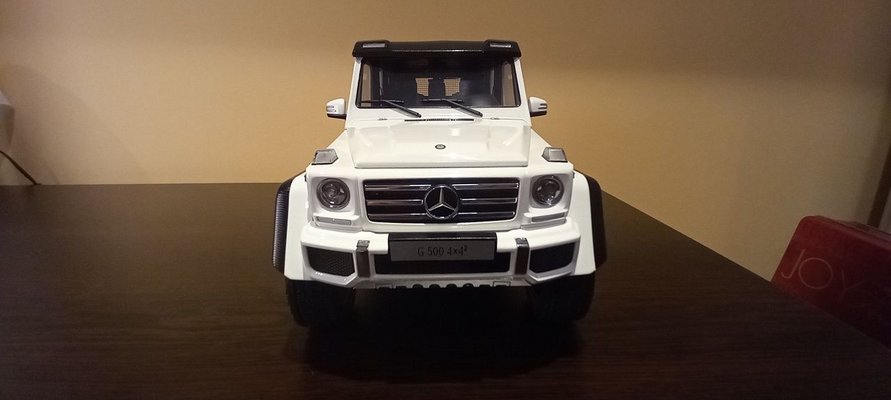 MERCEDES BENZ -  G500 4X4 2 2015 auto art