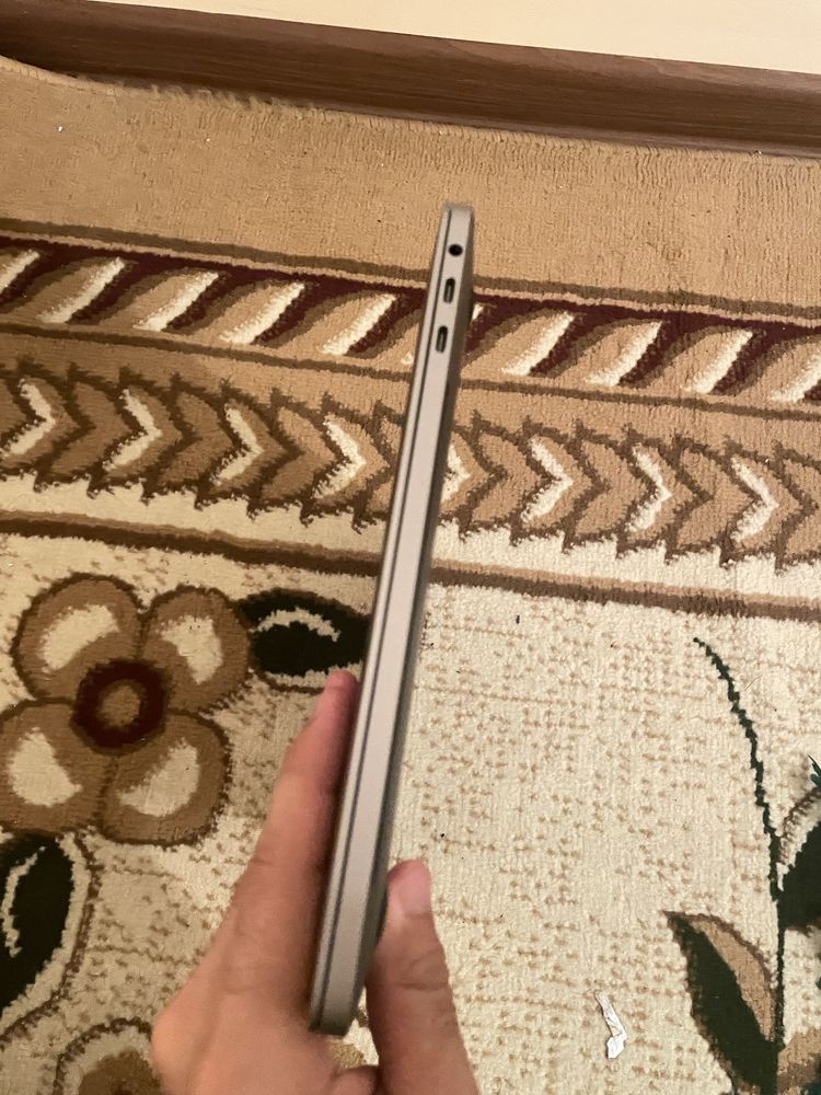 MacBook Pro 2018 (13-inch) – A1989