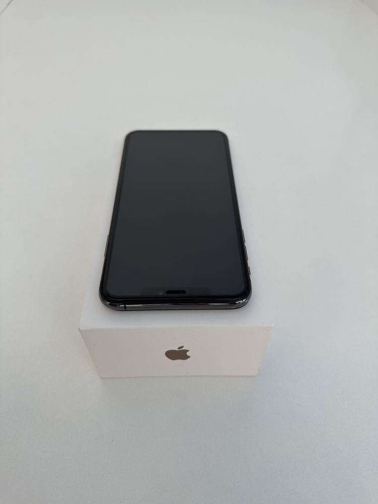 iPhone Xs Max Space Gray