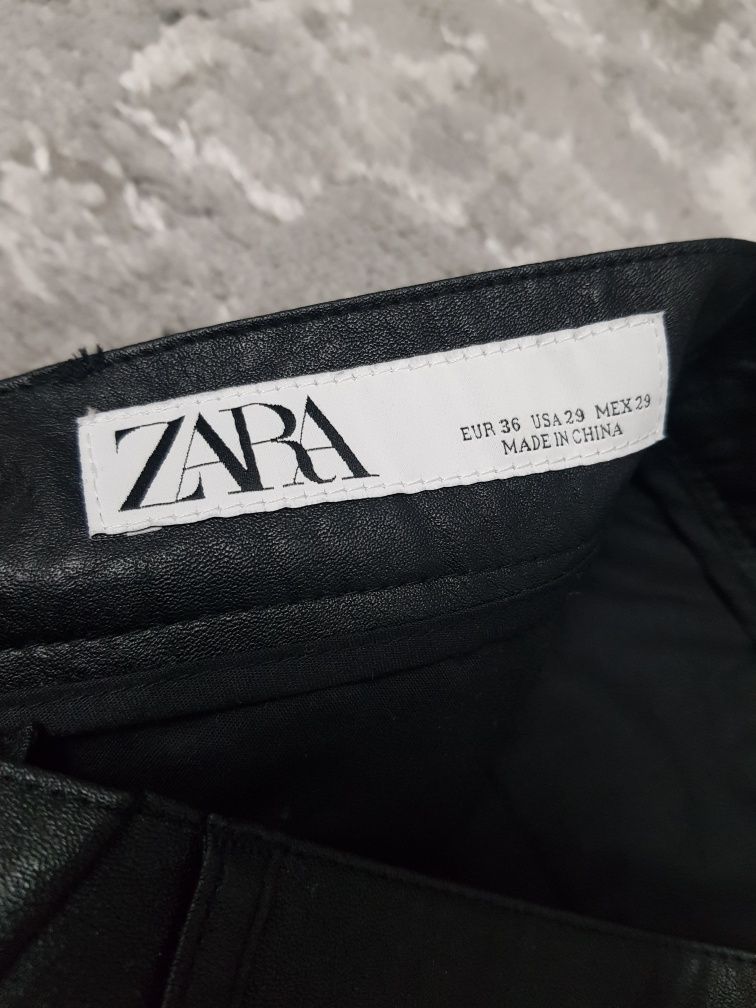 Кожен панталон Zara