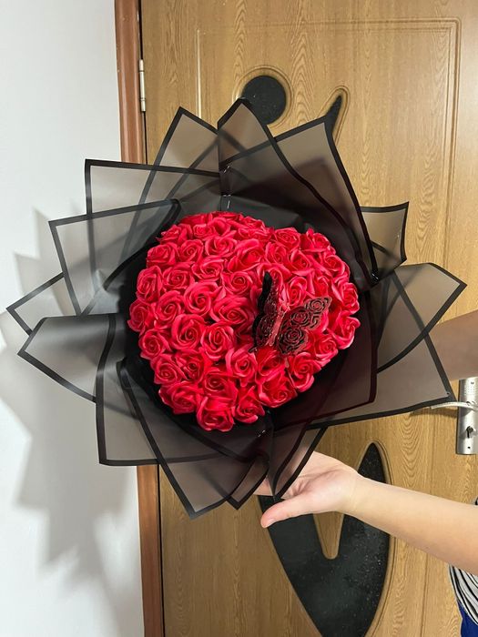 Petale de Vis-buchetele care nu se ofilesc si dainue in timp!