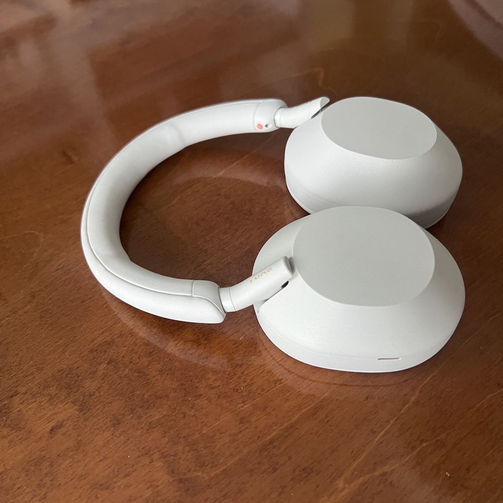 Casti wireless Sony WH-1000XM5