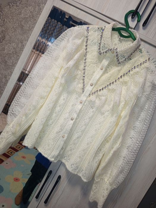 Oq kofta kiyilmagan yangi