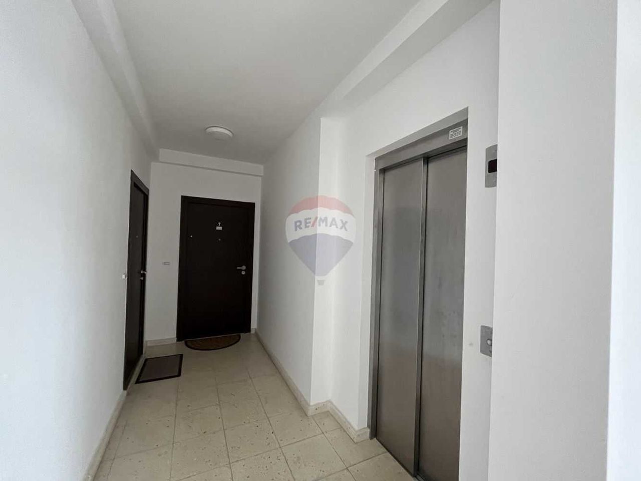 Продава се Двустаен апартамент в Бяла - 67 кв.м за 941 €/кв.м - Снимка #20