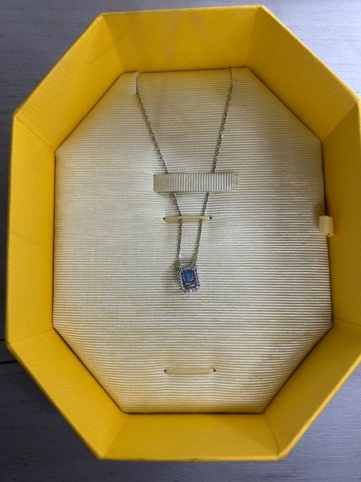 Колие Swarovski оригилно
