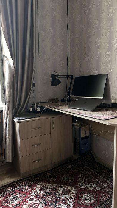 Стол компьютерный с тумбой