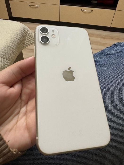 Продается Айфон 11 оригинал