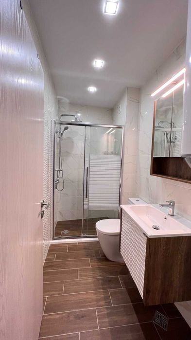 Дава се под наем Тристаен апартамент в Варна, Левски - 75 кв.м за 816 € - Снимка #4