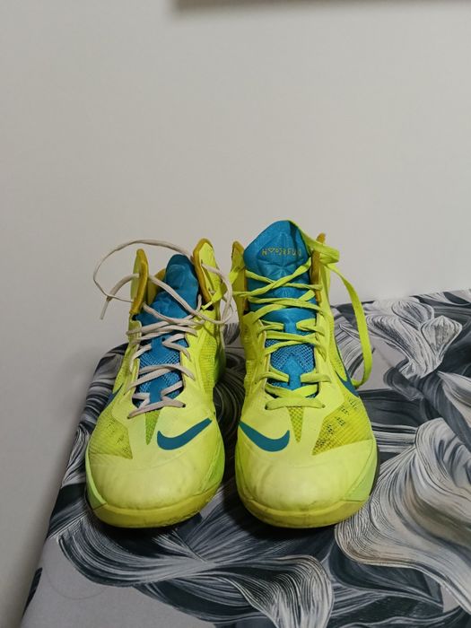 adidasi baschet Nike hyper fuse