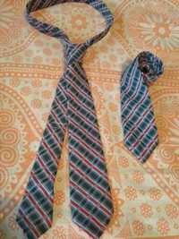 Продается галстук мужской.