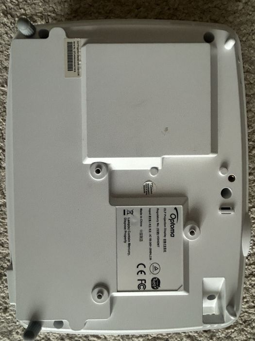Proiector Optoma Full HD 3D - 450 ron