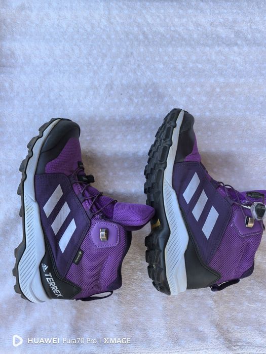 Непромокаеми обувки unisex.Номер 34 Salomon, adidas terex и kote
