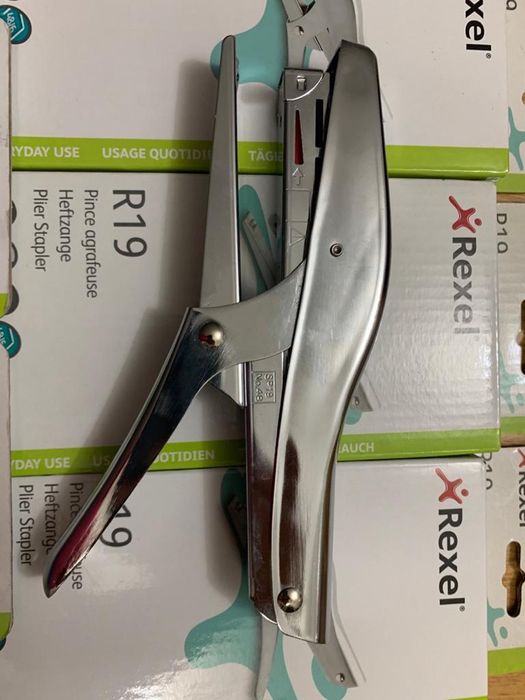 Capsator manual de birou Rexel R19