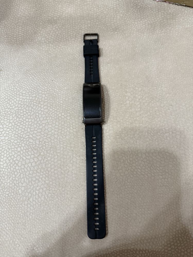 Huawei TalkBand B6
