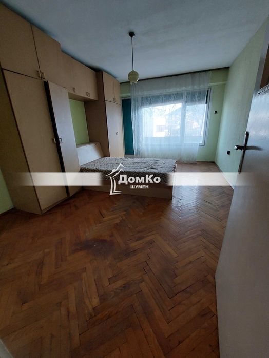 Продава се Тристаен апартамент в Шумен, Томбул джамия - 85 кв.м за 1128 €/кв.м - Снимка #3